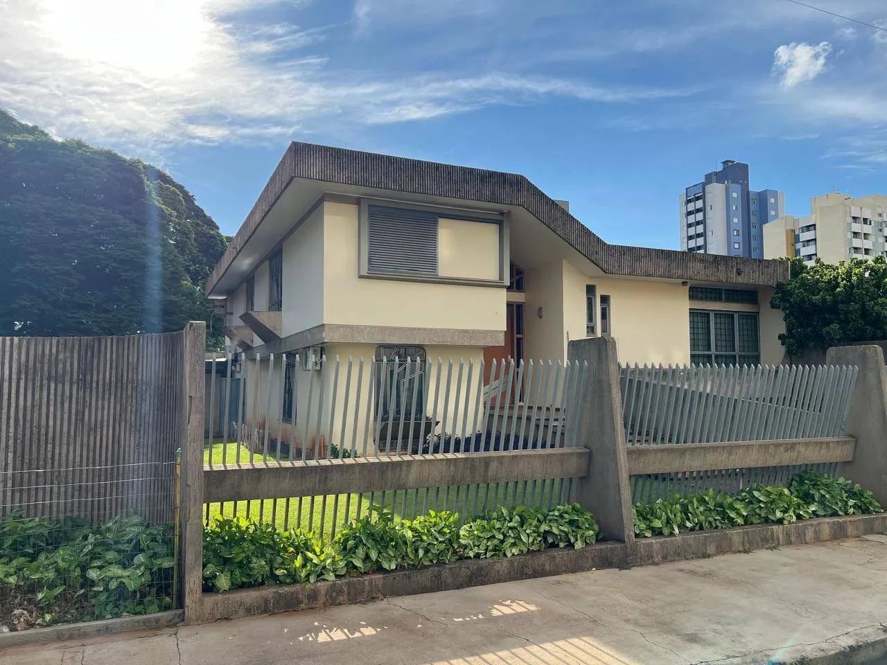 Casa Moderna à venda, Zona 07, Maringá, PR - Foto 3