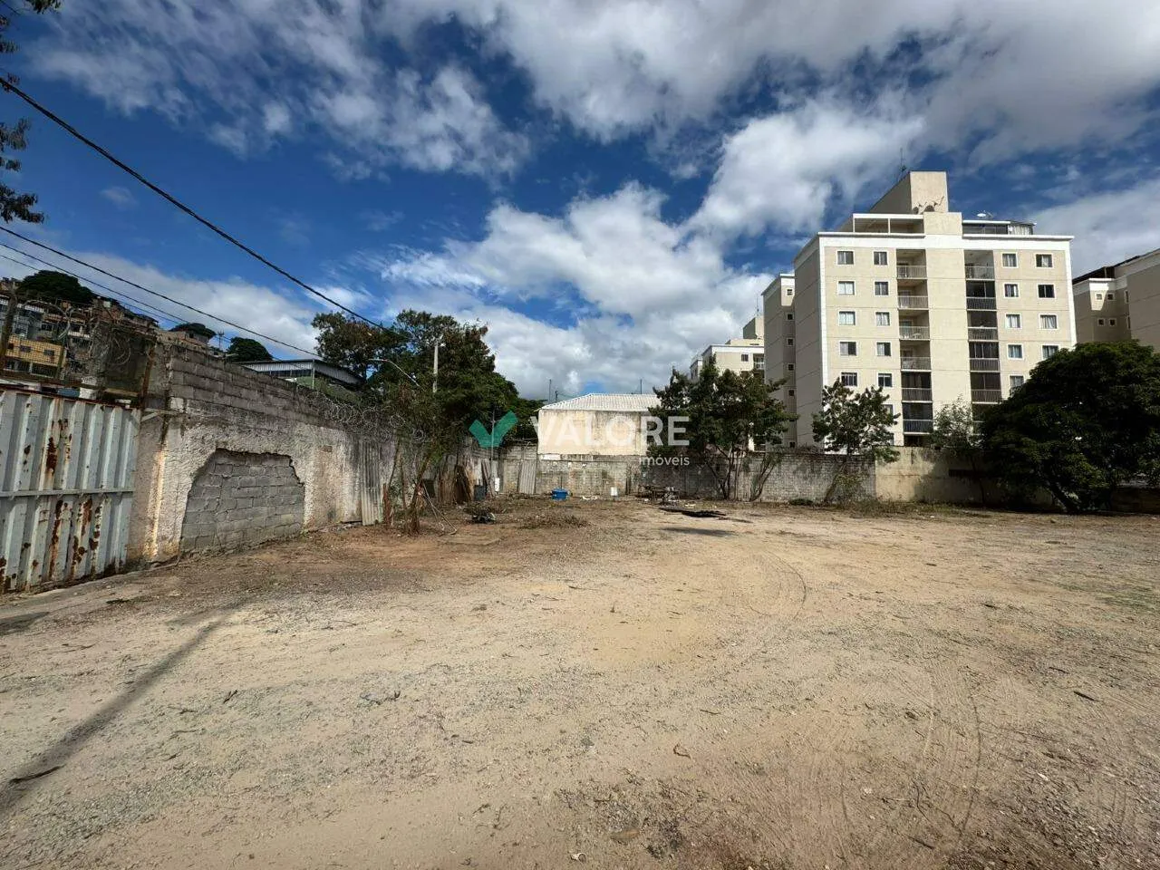 Lote para aluguel no Vera Cruz