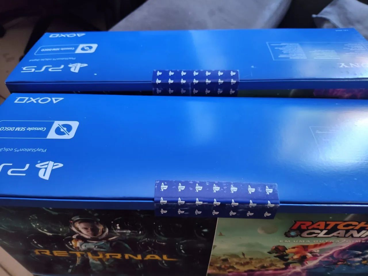 PS5 SLIM DIGITAL NOVO LACRADO 2 JOGOS PEGO PS4 COM VOLTA - Foto 2