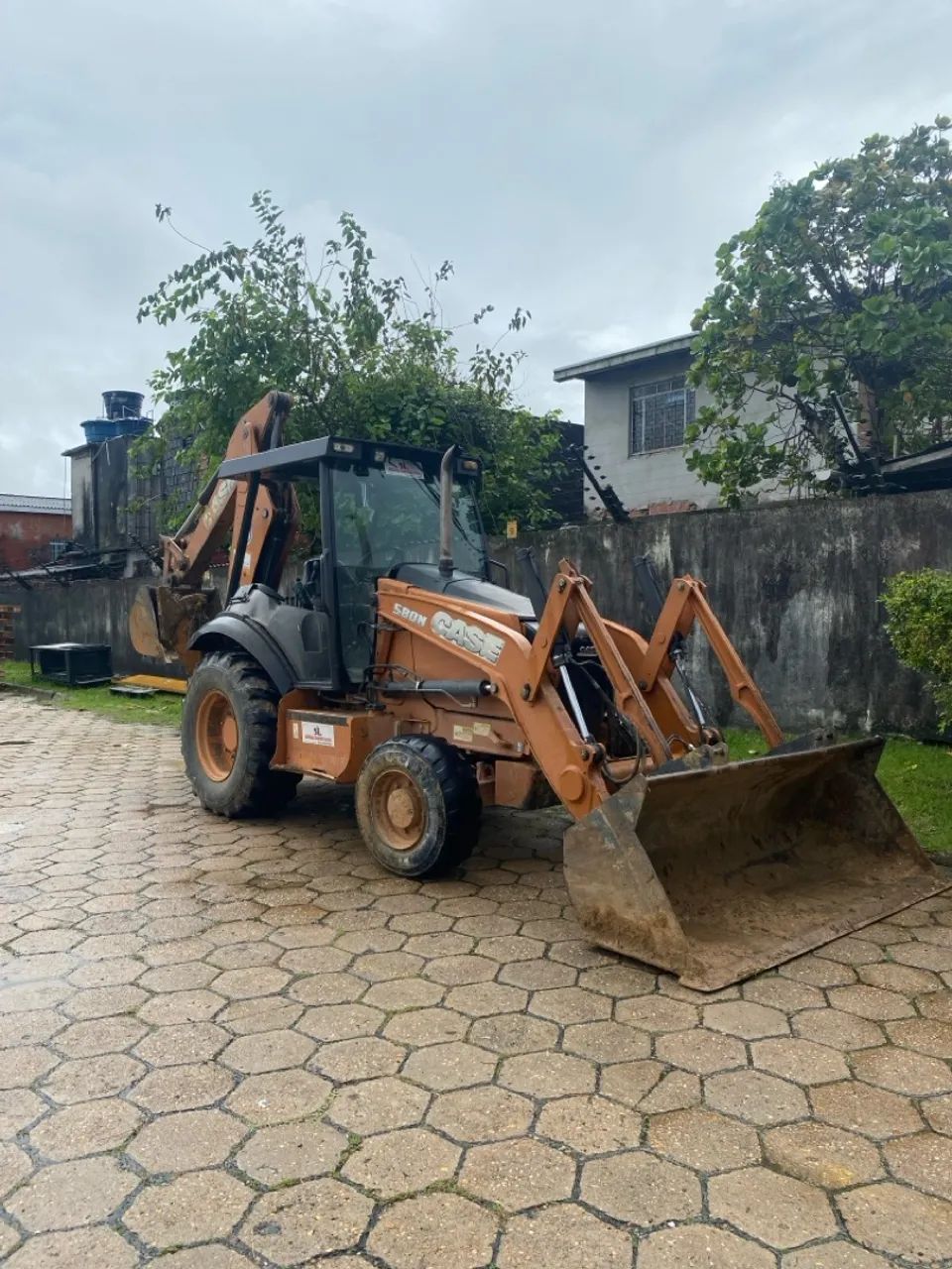 Vendo Retroescavadeira case 580n 2012 - Foto 4