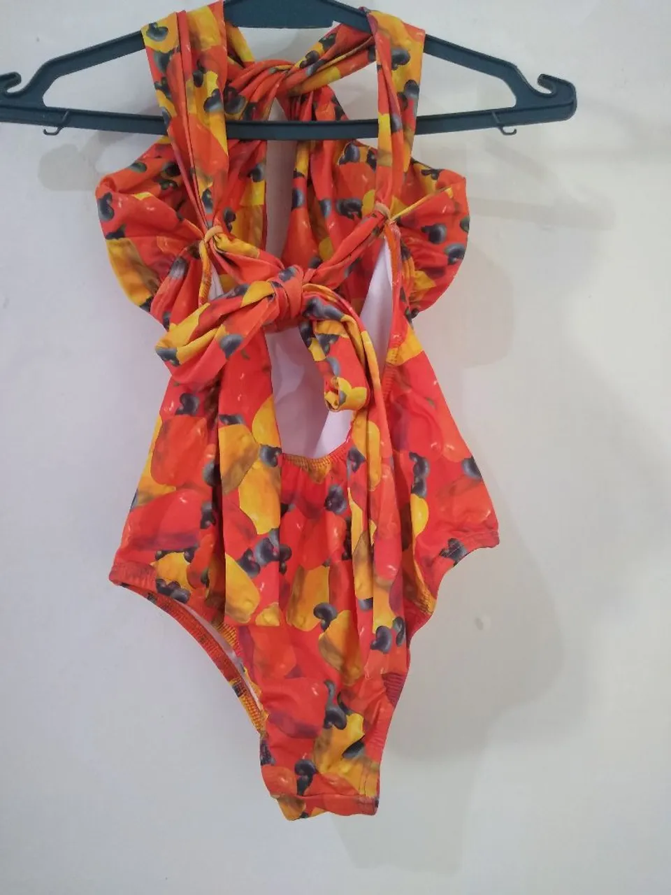 Body de Praia laranja com Estampa de Frutas