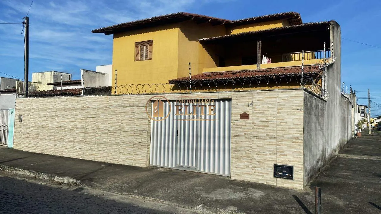 Belíssima Casa á venda no Bairro Jardim Planalto.