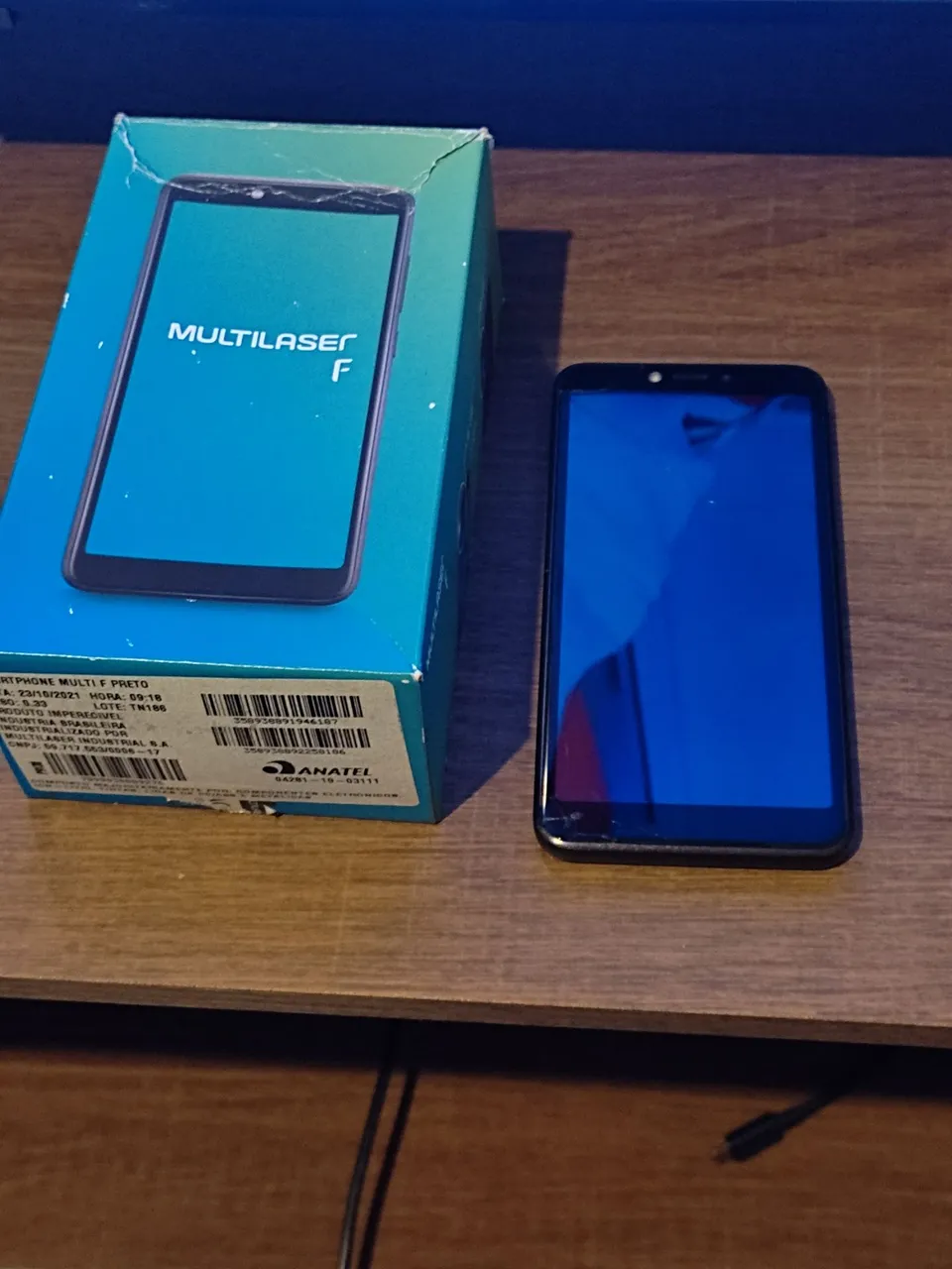 Célular Multilaser F 32gb para retirada de peças.