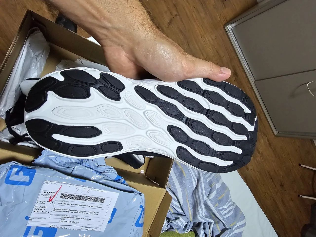 tênis new balance 1080 v13 1080v13 tamanho 43 NOVO - Foto 4