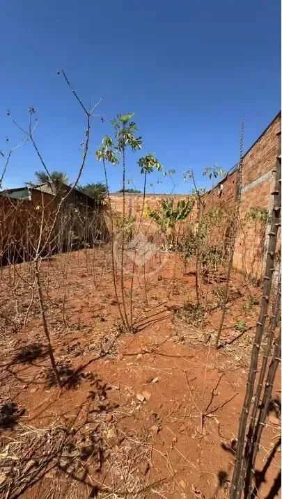 Lote no Setor Jardim Florença. codigo: 136339