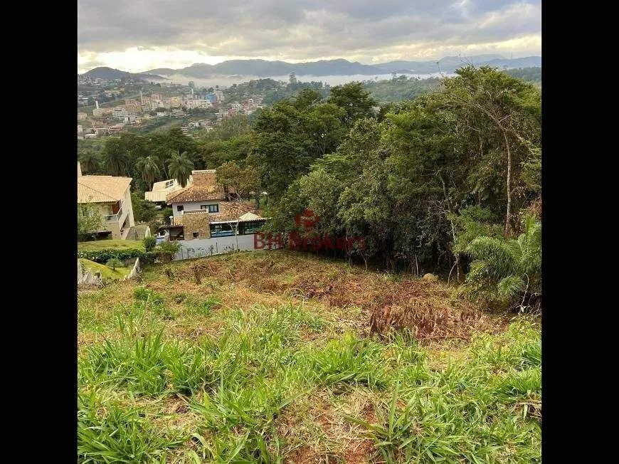 LOTE DE 810 M² NO CONDOMÍNIO VEREDAS DAS GERAES EM NOVA LIMA!