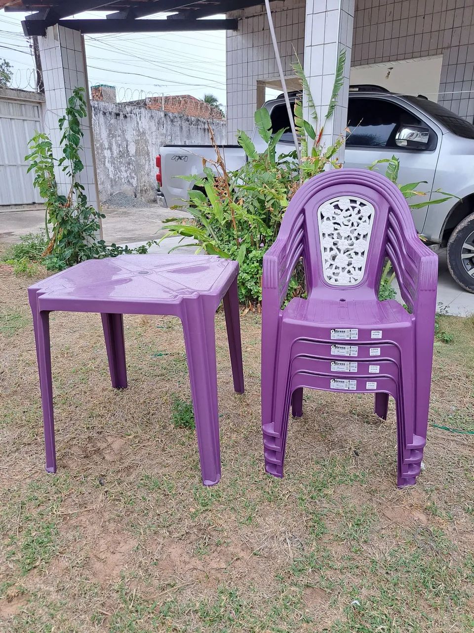 CADEIRA DE PLASTICO DIE. XYS. X.ME E. ENTREGO HOJE  - Foto 2