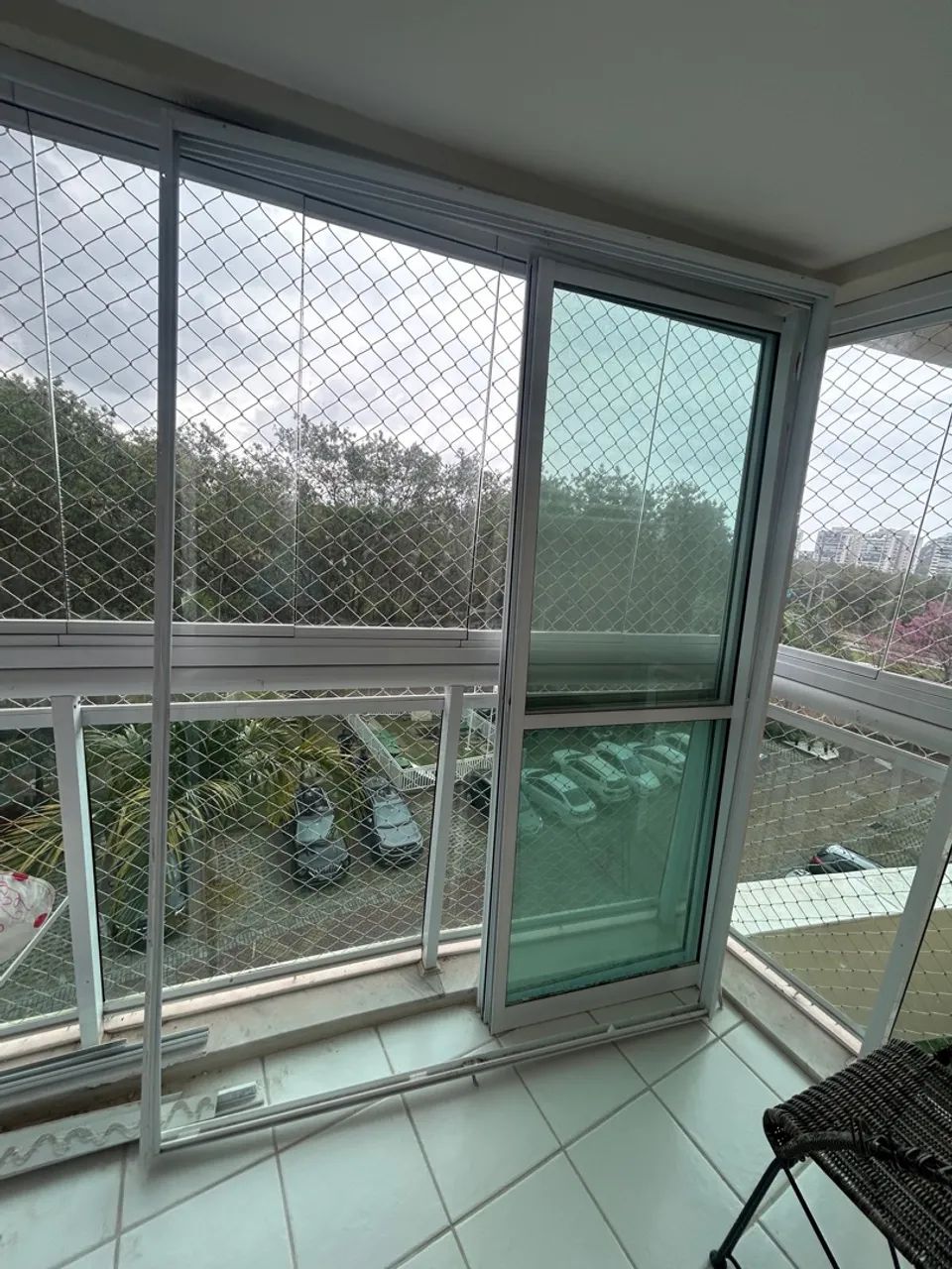 Esquadria com vidro 160cm de largura por 210cm de altura. - Foto 2