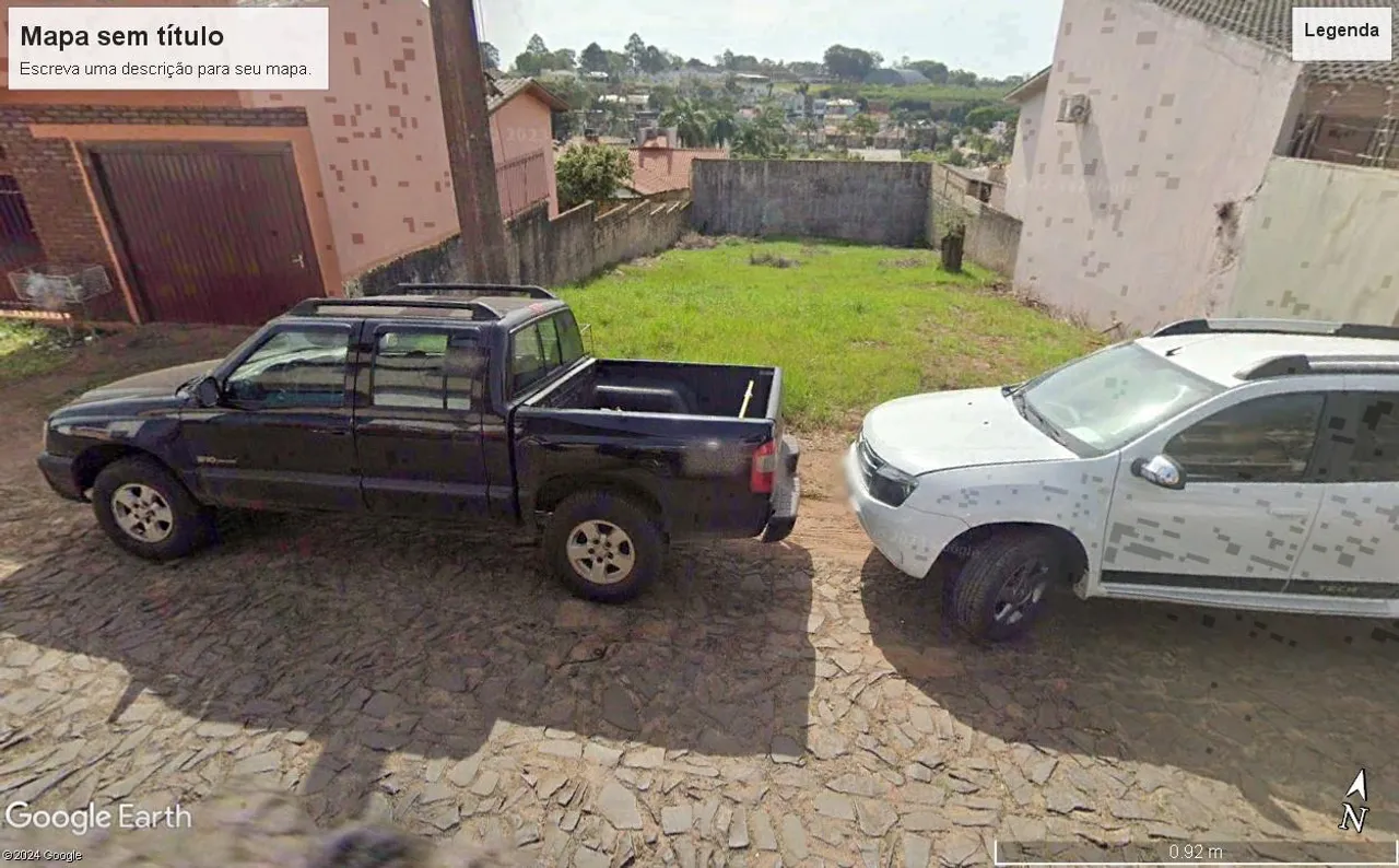 Vende terreno