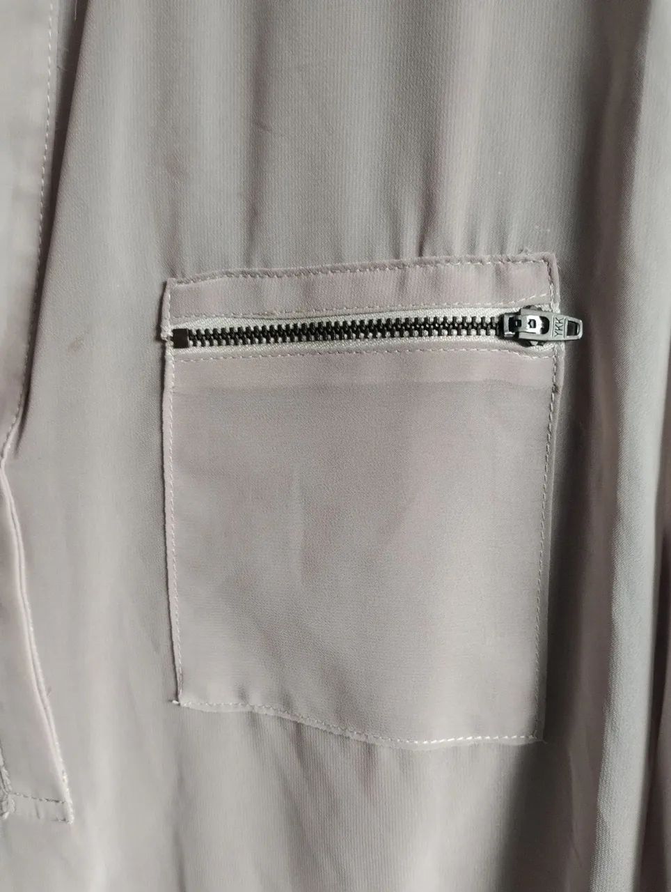 Camisa Feminina Bege Com Bolsos - Foto 5