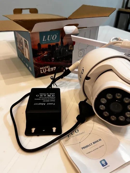  Câmera WiFi LU-E97 - Nova na Caixa!