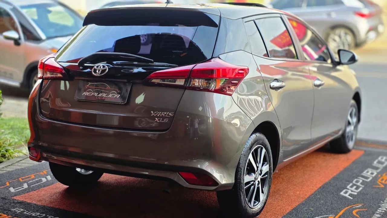Yaris xls - Foto 5