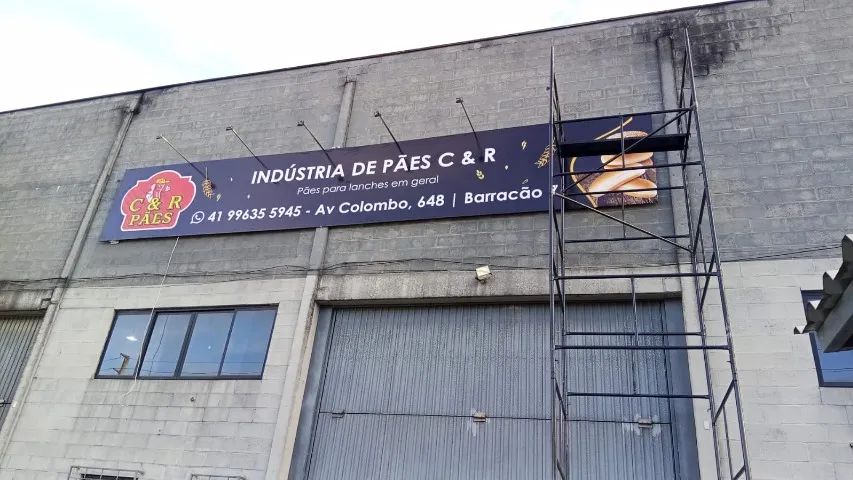 Placas - Letreiros - letras-caixas -  Comunicação Visual - Acm Fachada - Totens - Banners 
