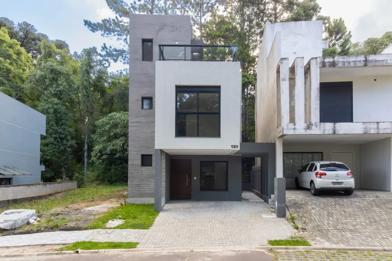 Sobrado no Santa Cândida de 150,00 m² com 3 quartos - 94702.003-KD