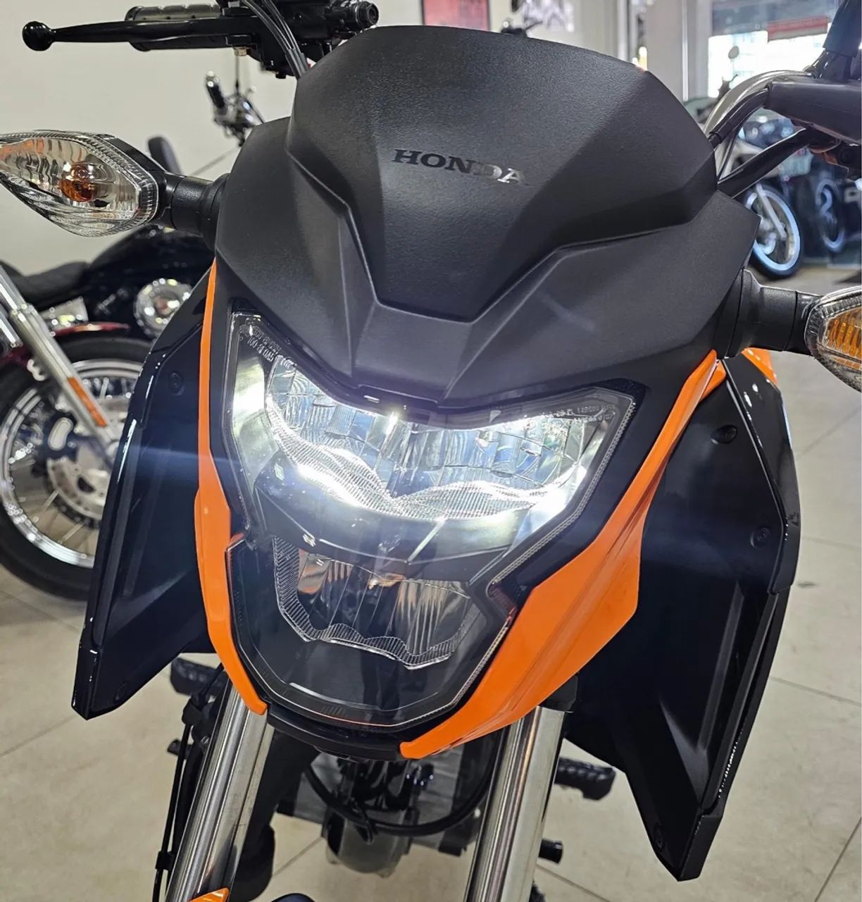 CG Titan 160 