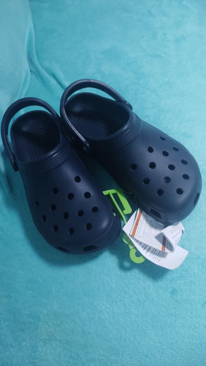 Crocs Classic Navy - Novo!