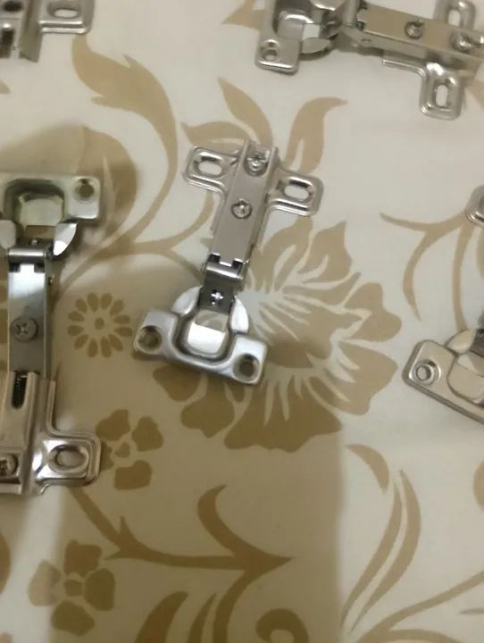 Dobradiça para armário  - Foto 5