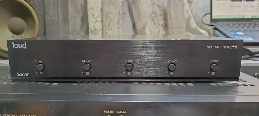 Seletor De Caixas De Som Loud Ssw 4 Canais Seminovo Funciona