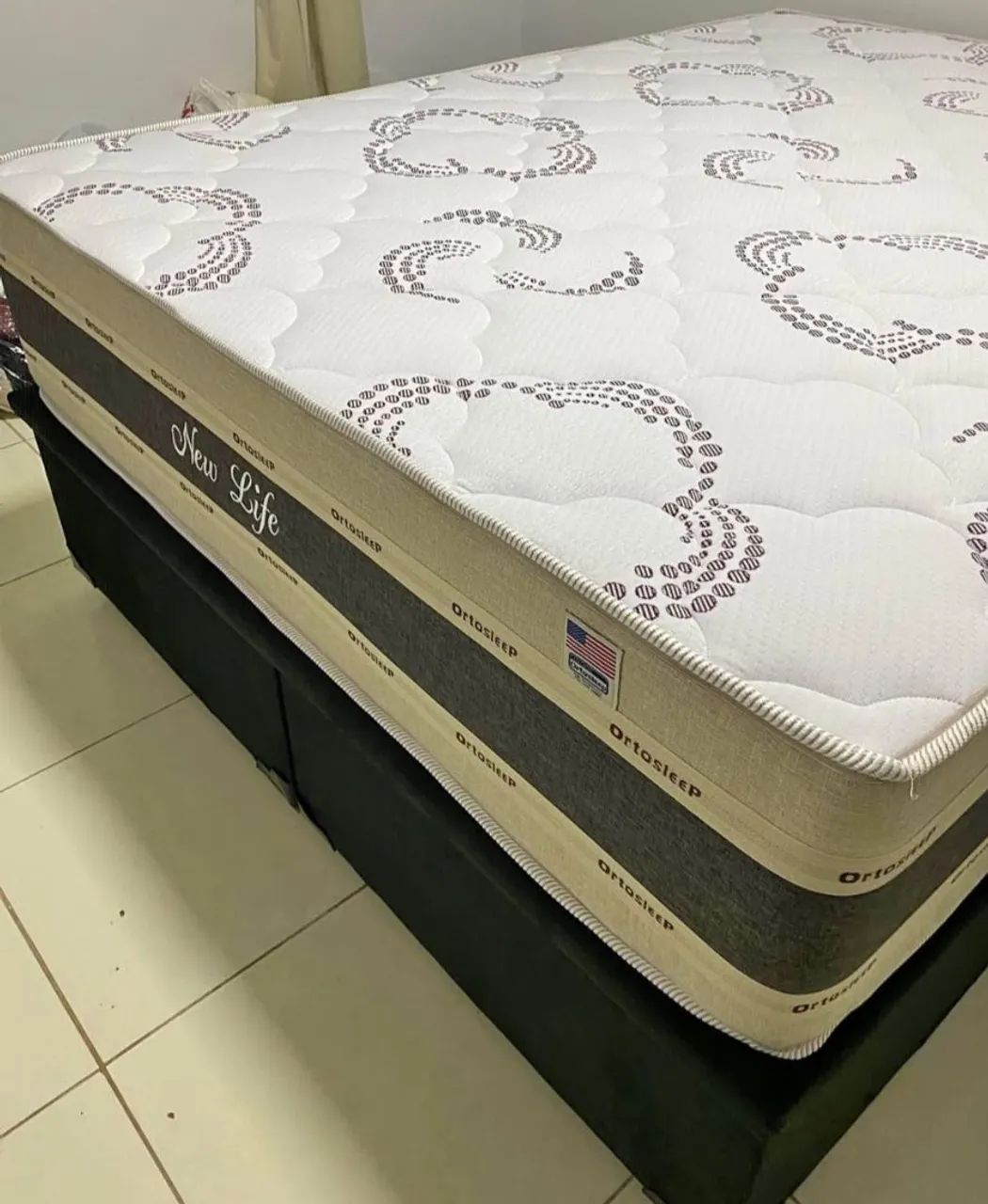 Cama casal colchão  com 34 cm