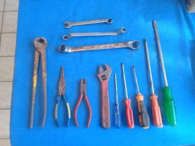 Ferramentas variadas - chave ingleza, boca, alicate, etc.  - Foto 2