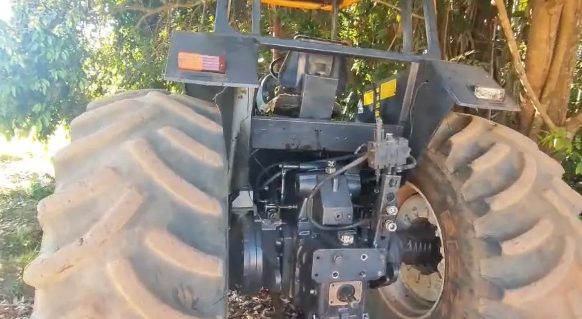Vendo Trator  - Foto 2