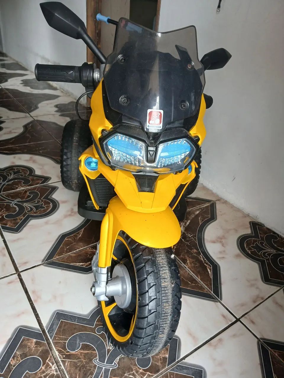 Moto elétrica infantil 