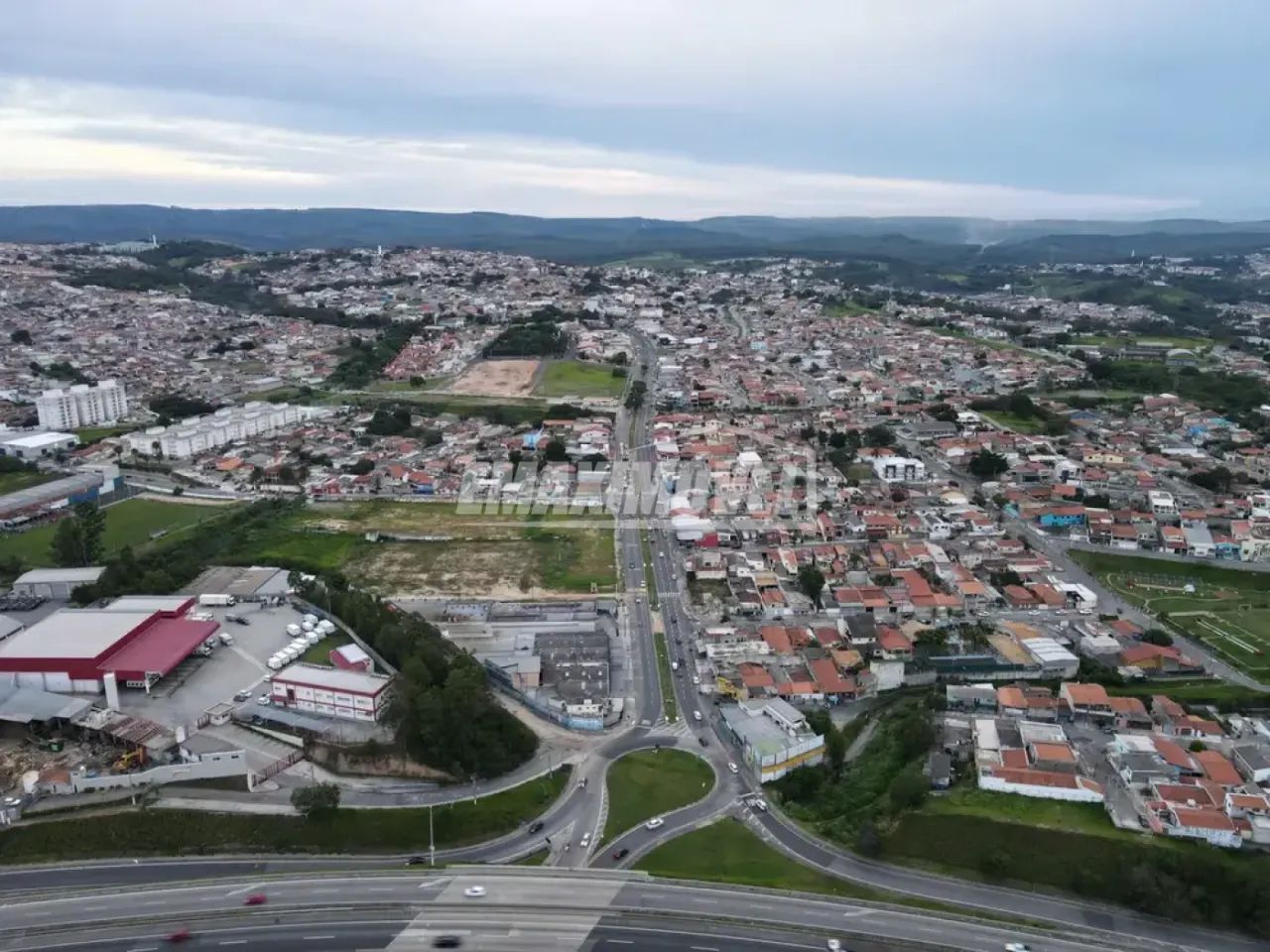 Salão Comercial para alugar em Votorantim/SP