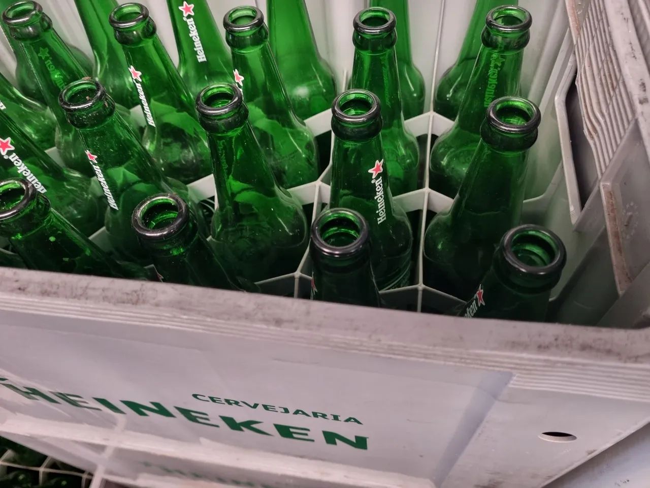 Engradados heineken com garrafa - Foto 2