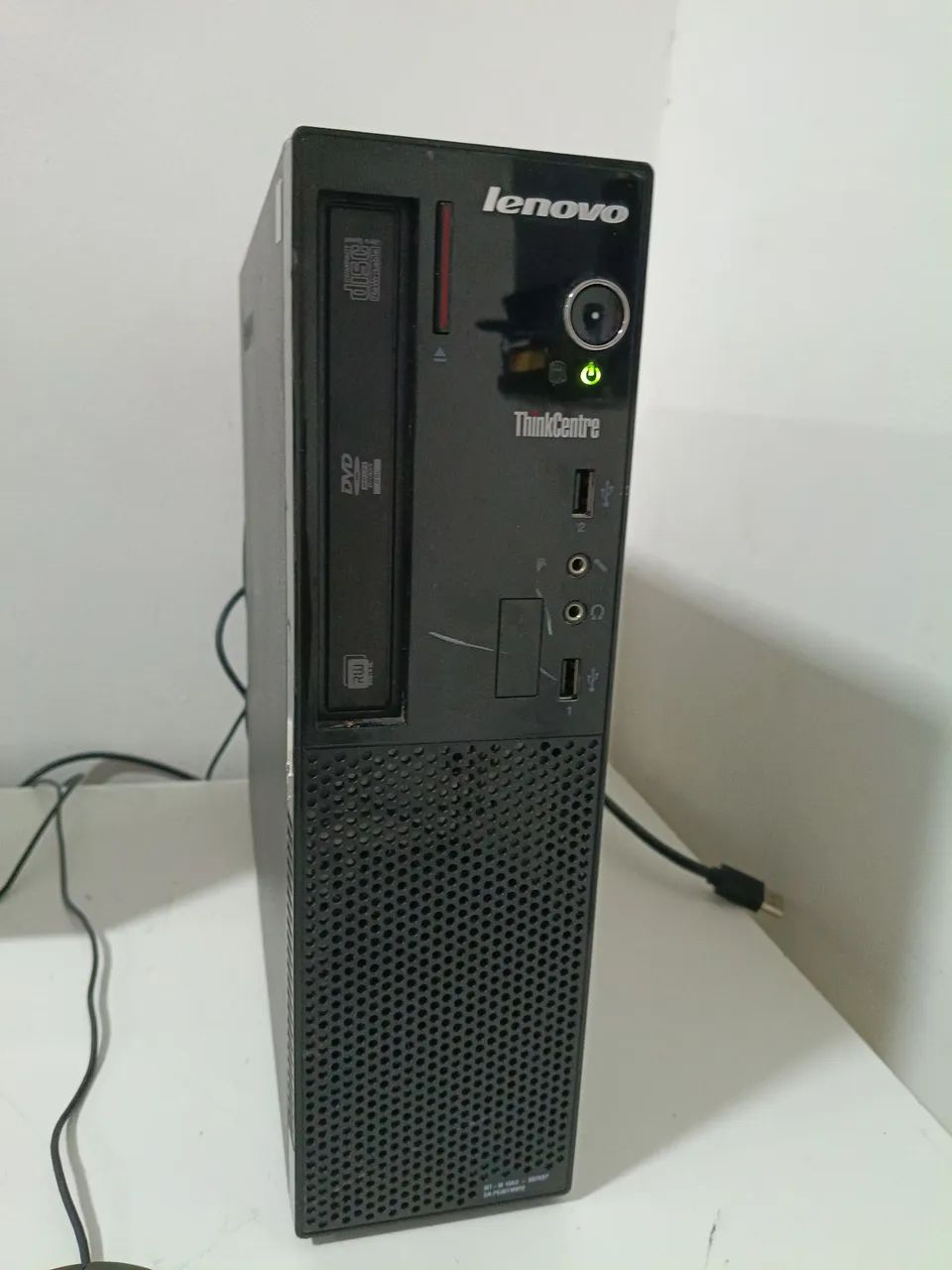 Vendo computador levono Thinkcentre, CPU i5 8GB, Mouse , teclado e Monitor 19" Polegadas  - Foto 2