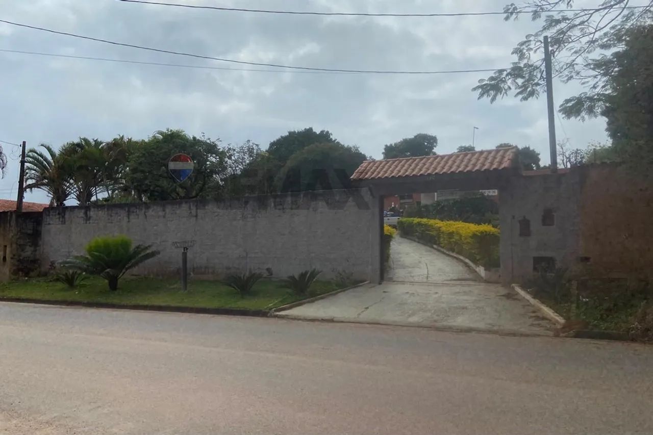 Aluga-se chácara no Parque Pirapora!