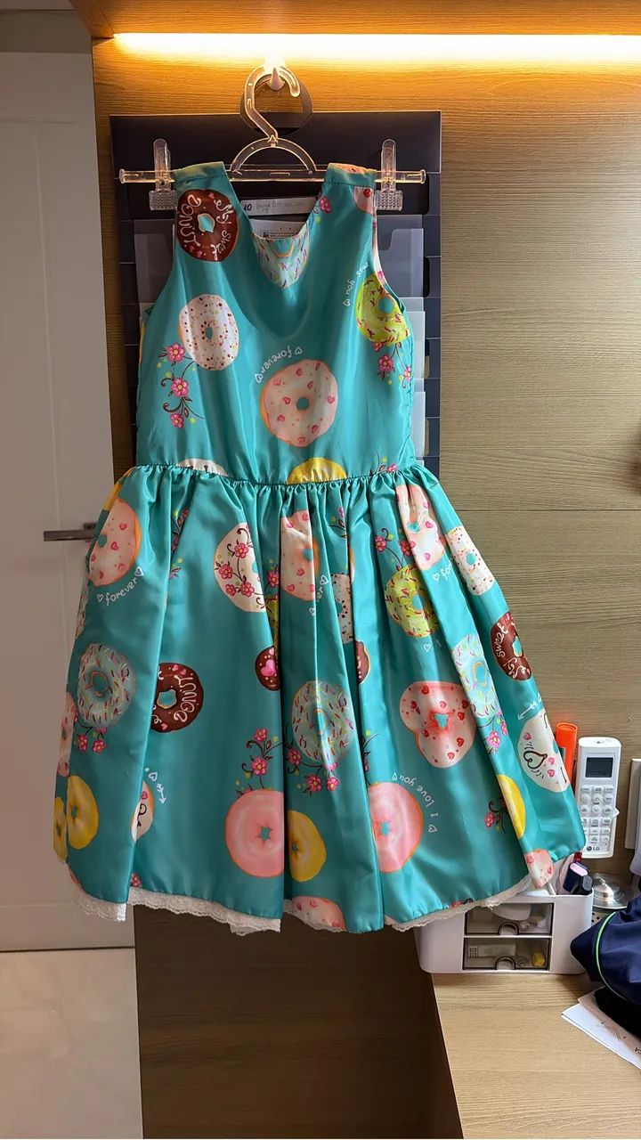 Vestidos infantis em perfeito estado 