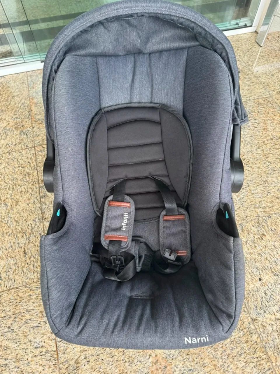 Bebê Conforto Narni com Base