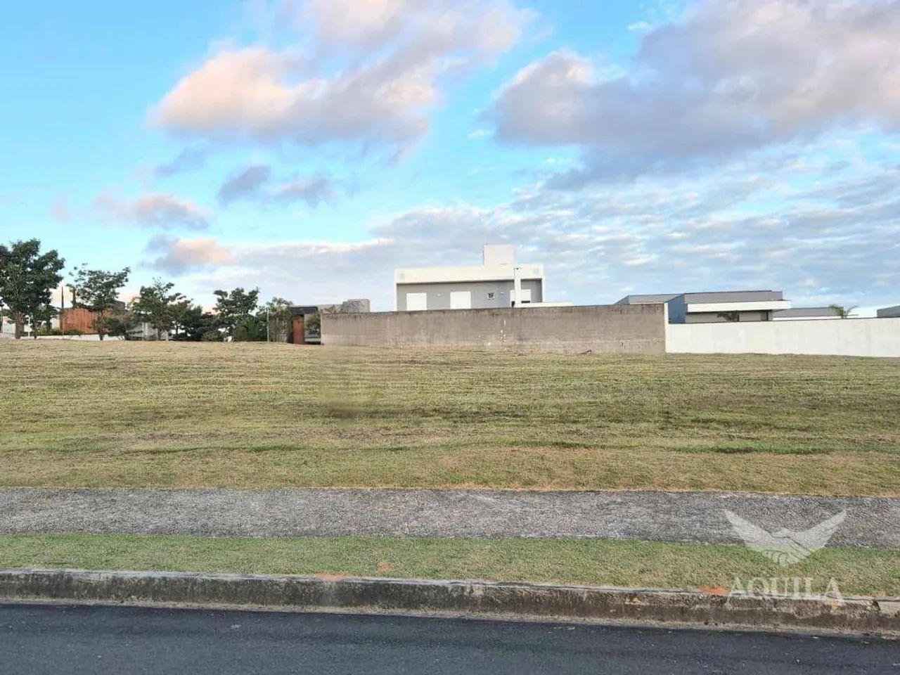 TERRENO PLANO 1100m² - CONDOMÍNIO SAINT PATRICK - SOROCABA / SP