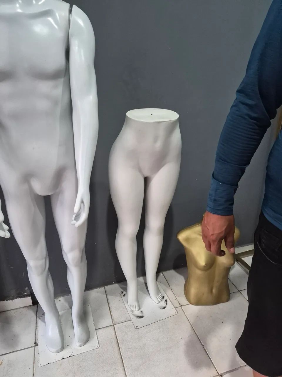 Manequins e araras - Foto 2