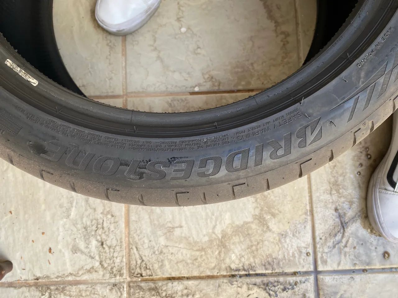 Pneu para carro  - Foto 2