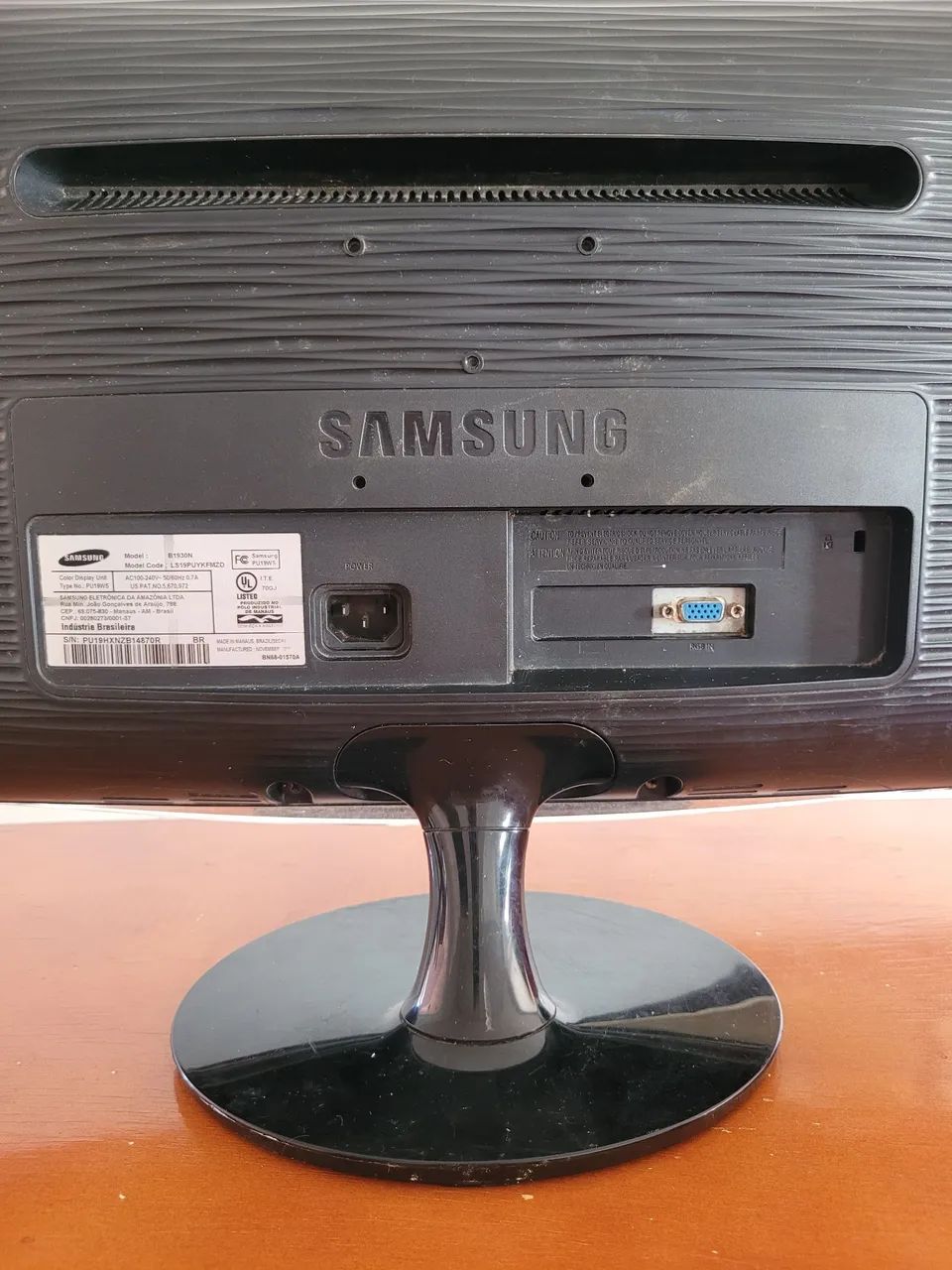 Monitor Samsung SyncMaster B1930N 18,5" VGA - Funcionando + Cabos - Foto 5