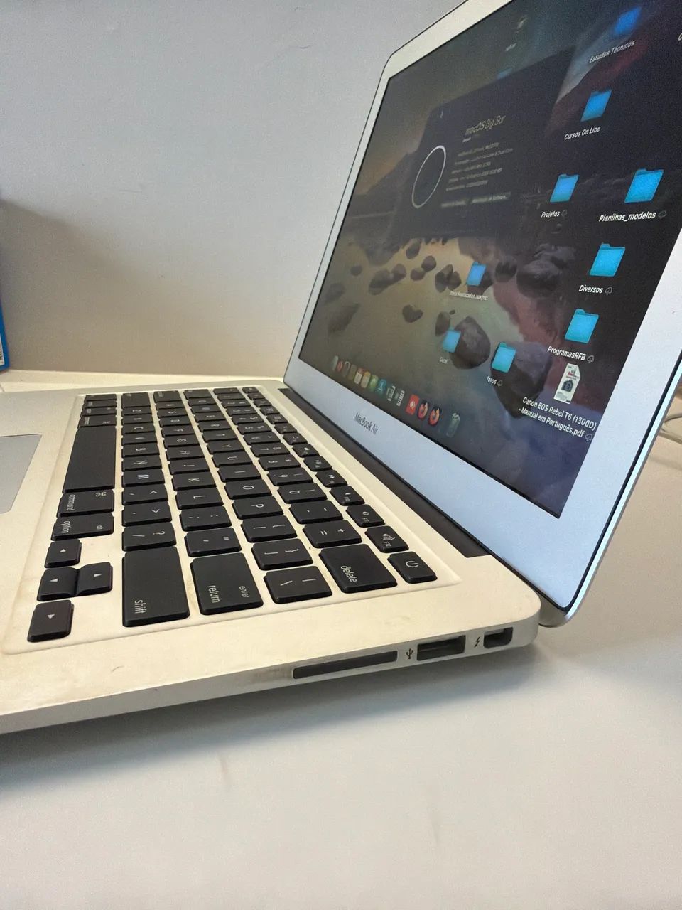 MacBook Air 13 Intel Core i5 4GB SSD macOS Big Sur - Notebooks