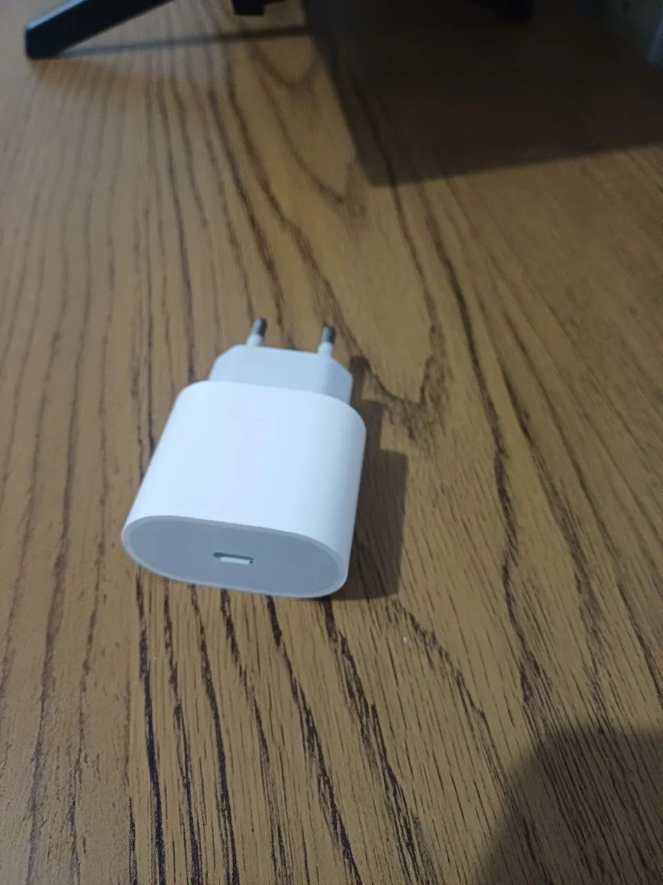 Adaptador Apple 20w tipo c - Foto 2