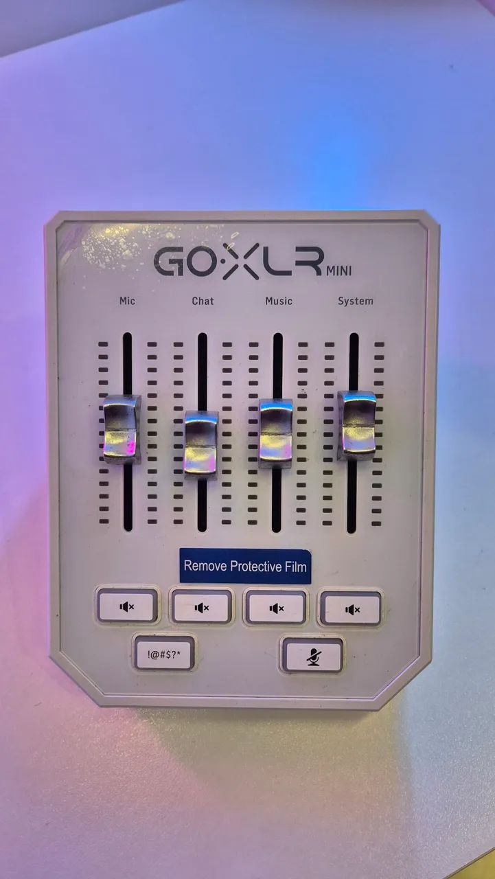 GOXLR Mini Branco - Mixer de Áudio 