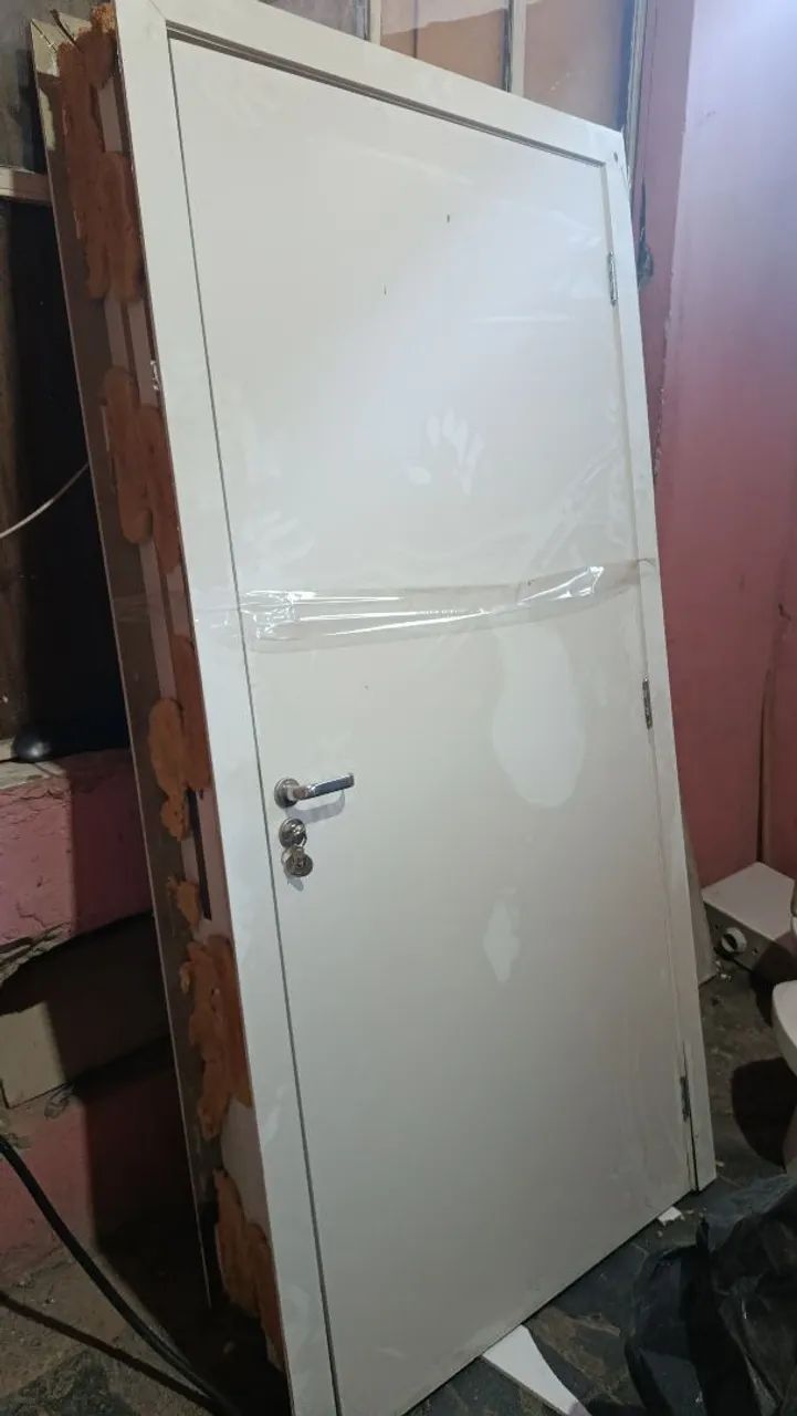 Porta madeira branca seminova 