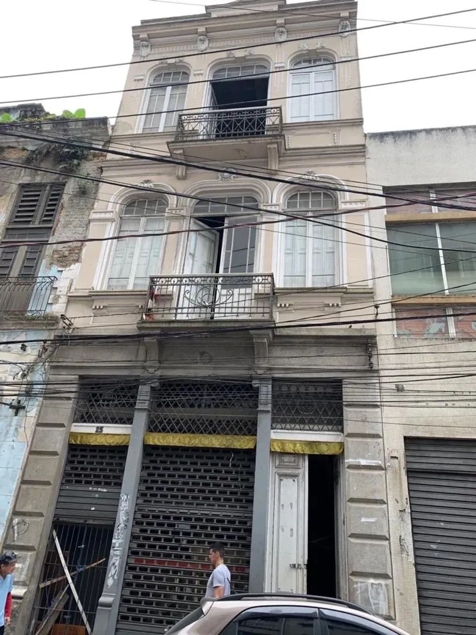 Prédio/Edifício aluguel com 238 metros quadrados em Centro - Santos - São Paulo