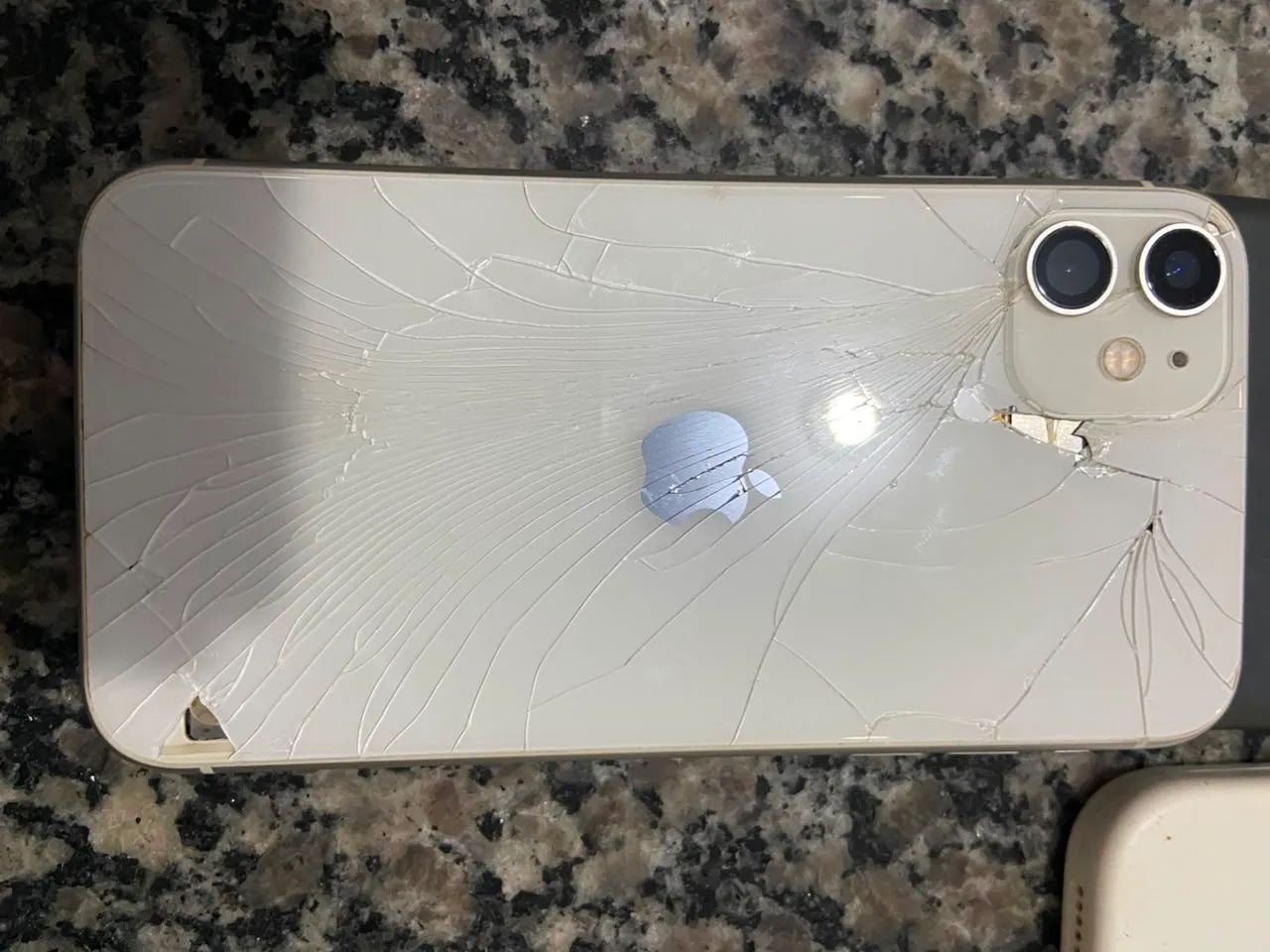IPHONE 11 256GB - Foto 4