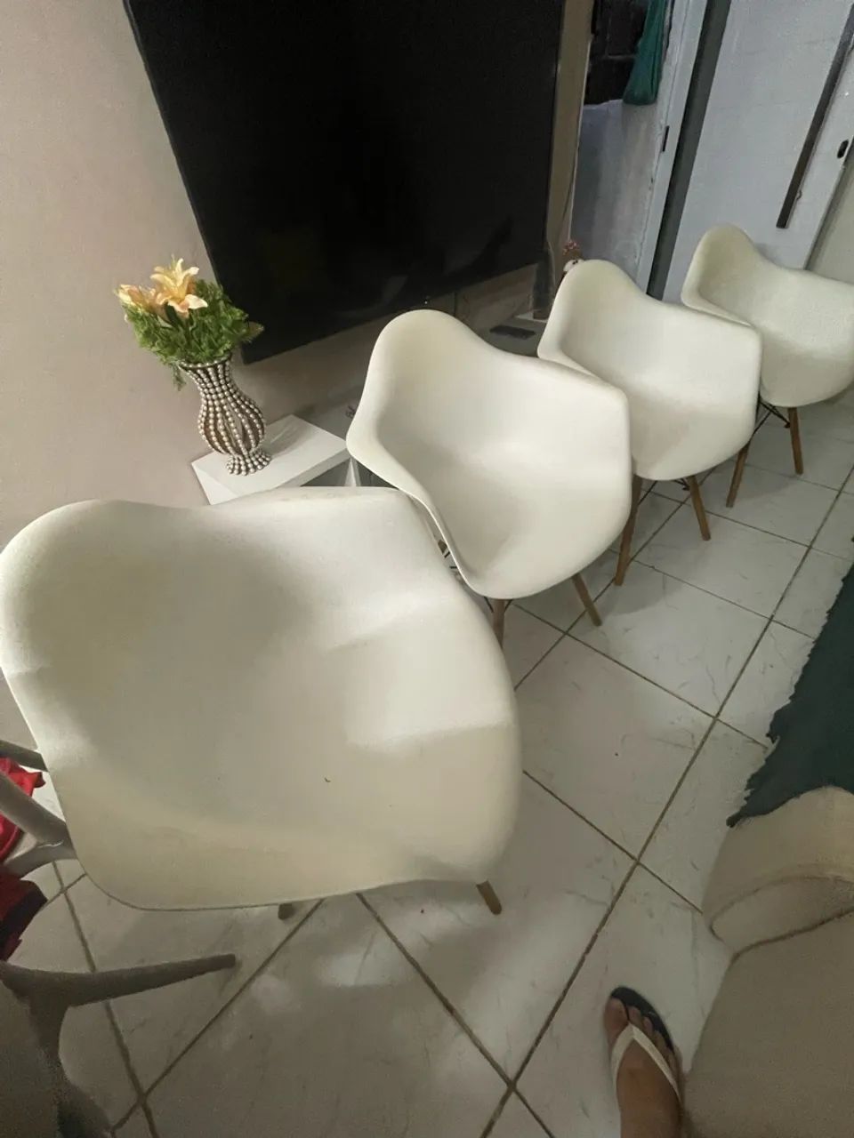 Cadeira branca 4 unidade 