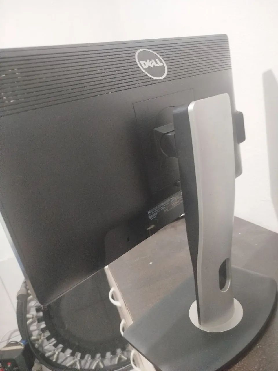 Monitor Dell entrada VGA - Foto 3
