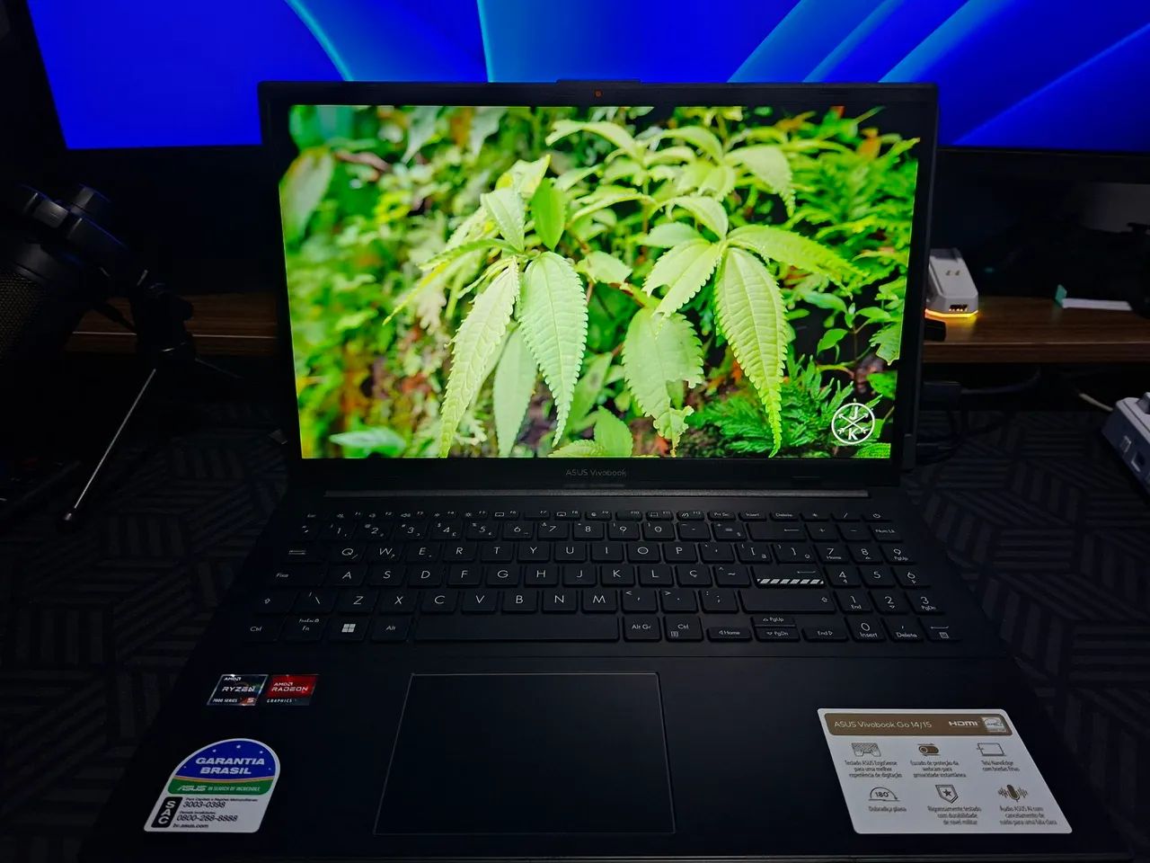 Notebook Asus Vivobook Go 15 Ryzen 5 7520U 8GB RAM 512GB SSD