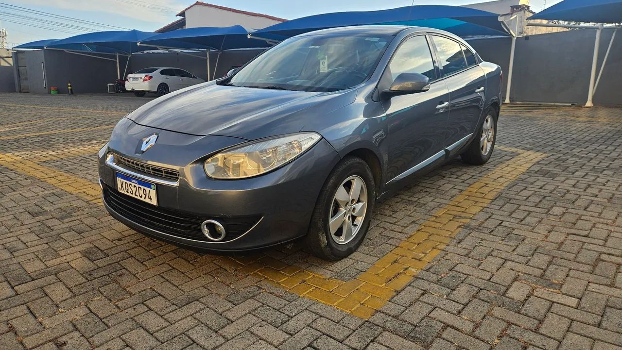 Renault Fluence FLUENCE Sed. Dynamique 2.0 16V FLEX Aut. 2012