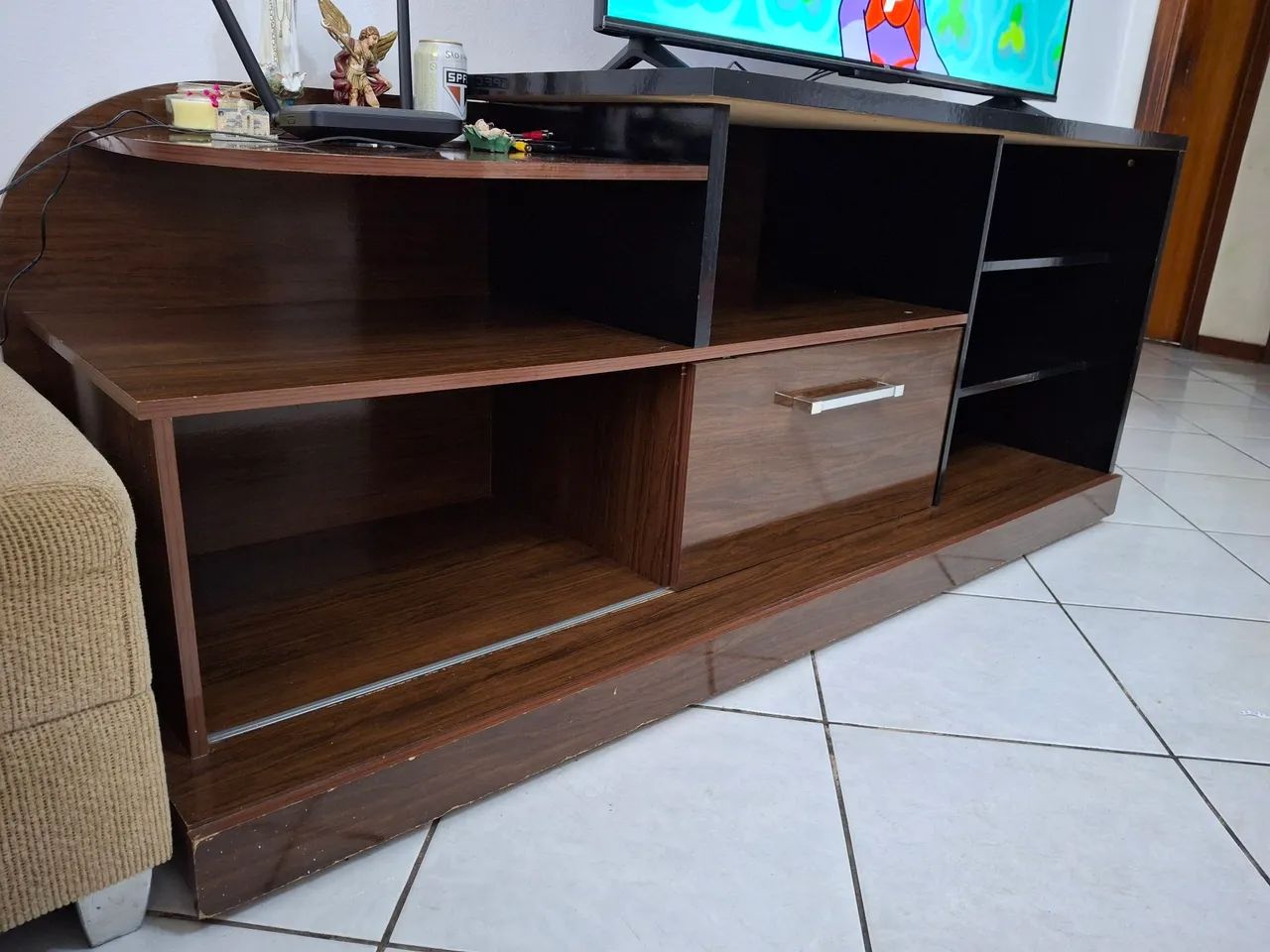 Rack TV
