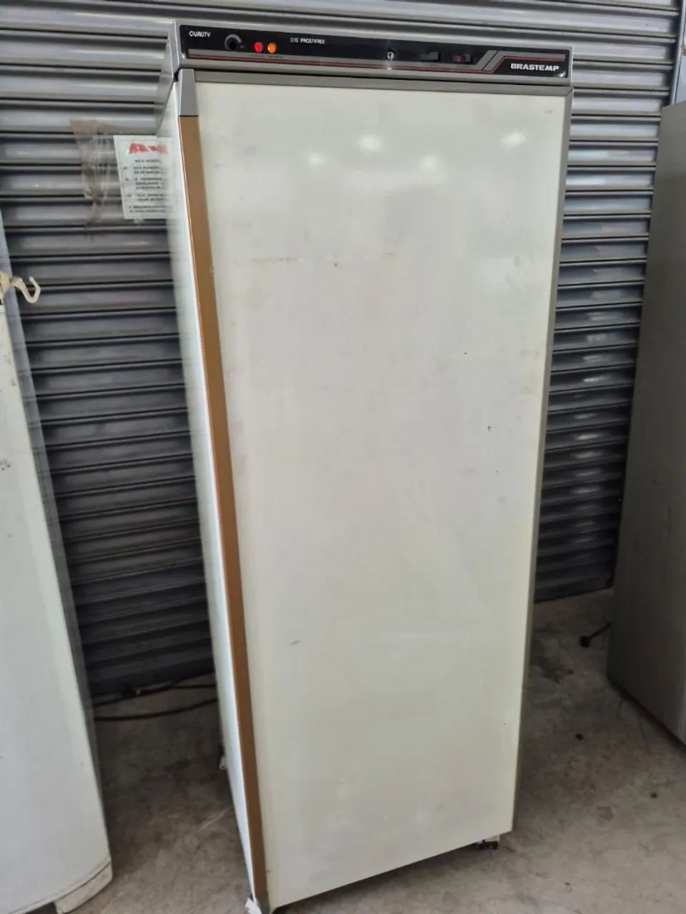 Vendo ótimo frezzer brastemp funcionando perfeitamente!!