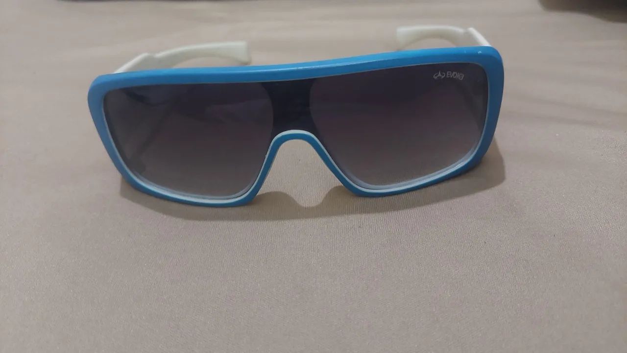 Oculos evoke original 