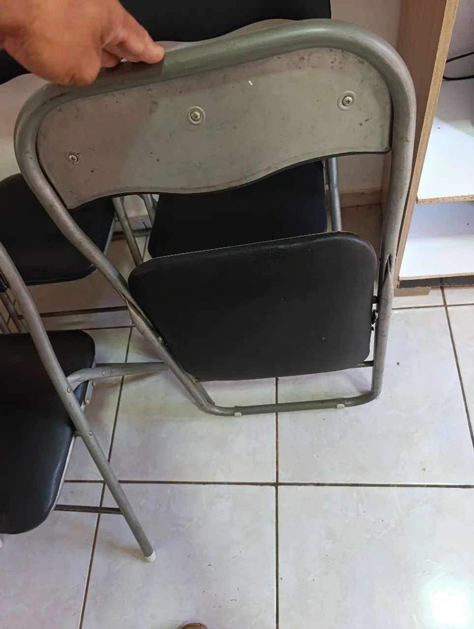 Cadeira de ferro dobrável  - Foto 2